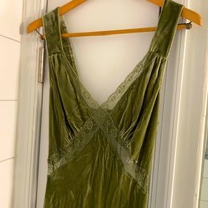 Reformation Lorenzo dress. Size medium. NWT. Never worn. Nonsmoking home.